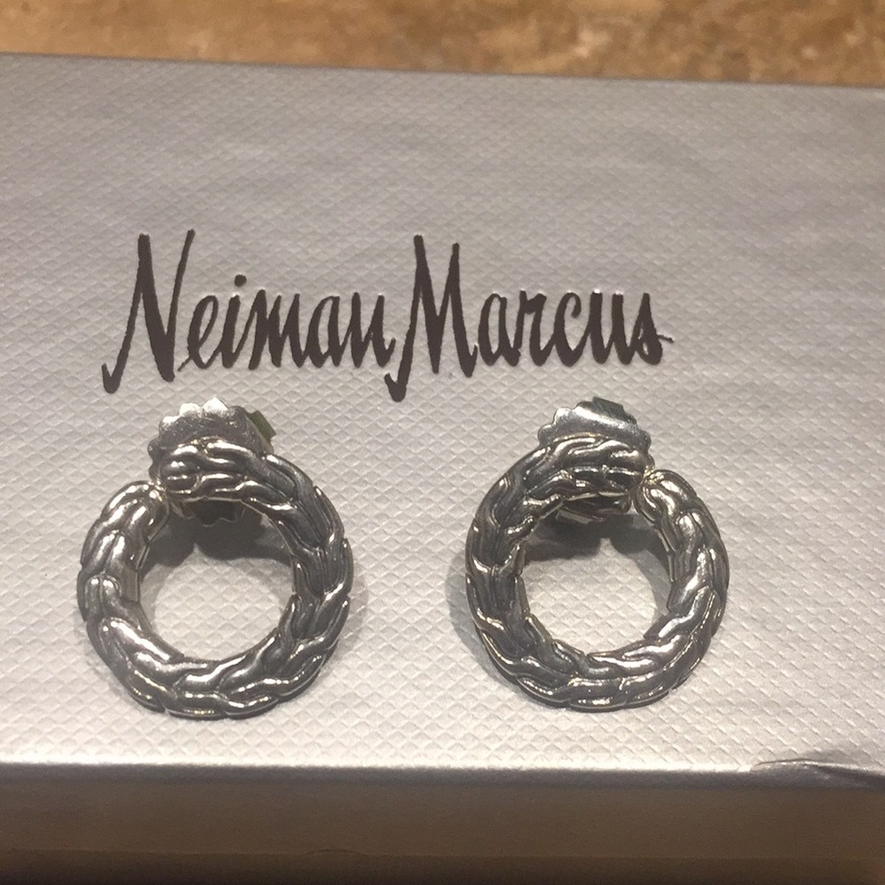 💰 JOHN HARDY EARRINGS W/POUCH & NM BOX💰SALE